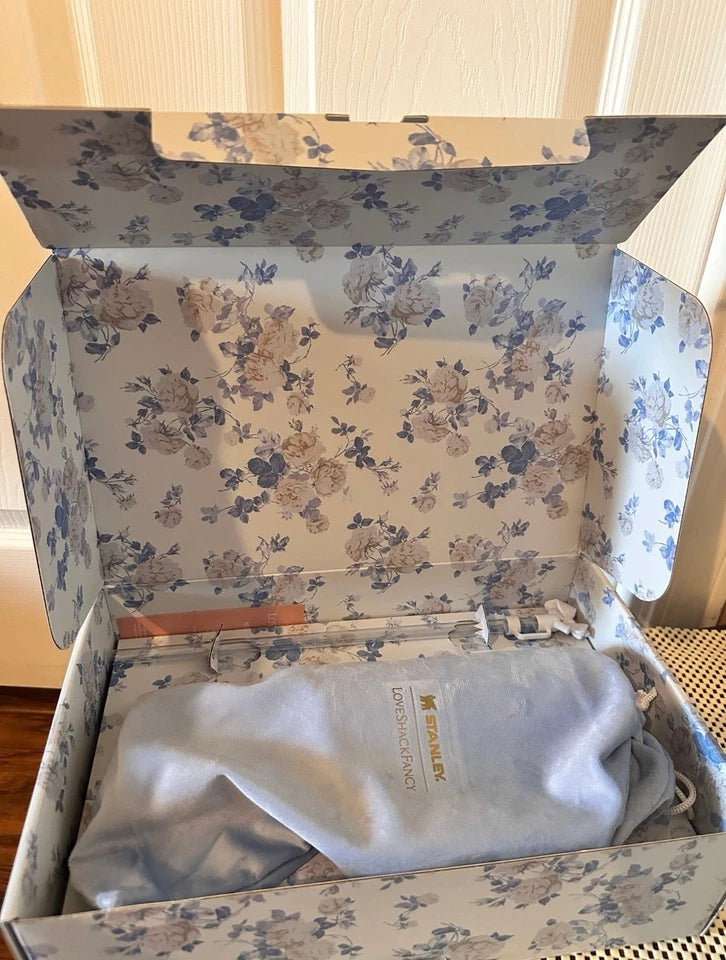 Stanley x LoveShackFancy 40 oz Everblooming Rosettes Blue Quencher | Authentic